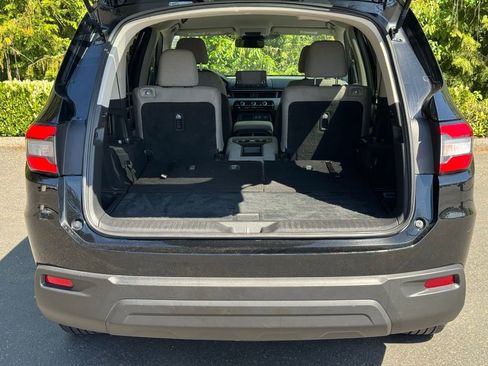 Certified 2023 Honda Pilot LX image 20