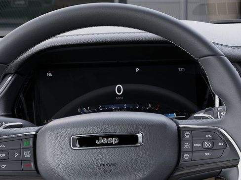 New 2026 Jeep Grand Cherokee L Limited image 17