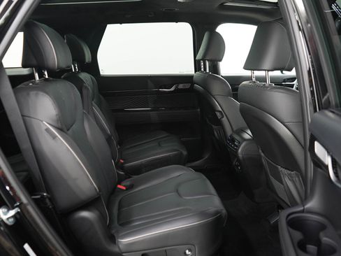 Used 2025 Hyundai Palisade Calligraphy AWD/4WD image 12