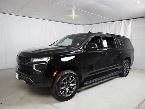 Used 2024 Chevrolet Suburban Z71 w/ Off-Road Capability Package AWD/4WD image 25