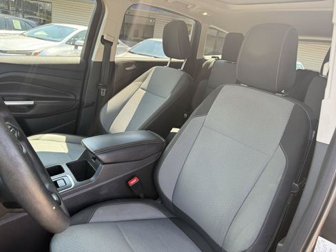 Used 2018 Ford Escape SE AWD/4WD image 8