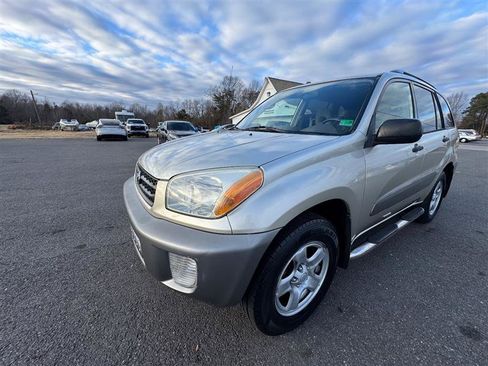 Used 2002 Toyota RAV4 4WD image 11