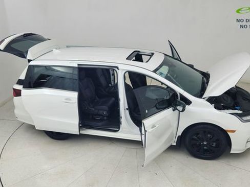 Used 2023 Honda Odyssey Sport image 86