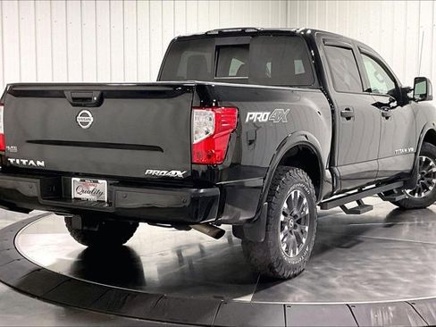 Used 2018 Nissan Titan PRO-4X w/ Pro-4x Convenience Package image 13