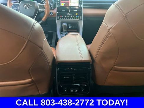 Used 2021 Toyota Avalon Limited w/ Advanced Safety Package FWD image 16