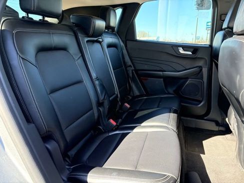 Used 2024 Ford Escape Platinum AWD/4WD image 9