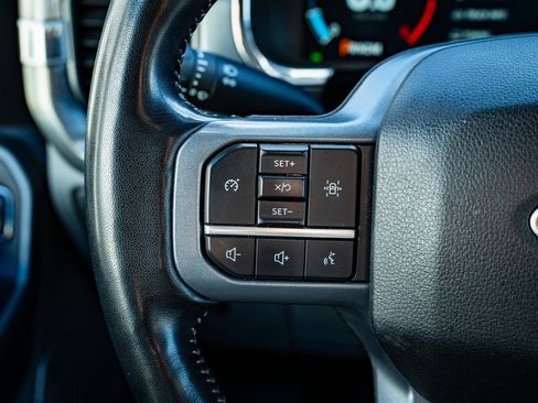 Used 2023 Ford F150 Lariat image 24