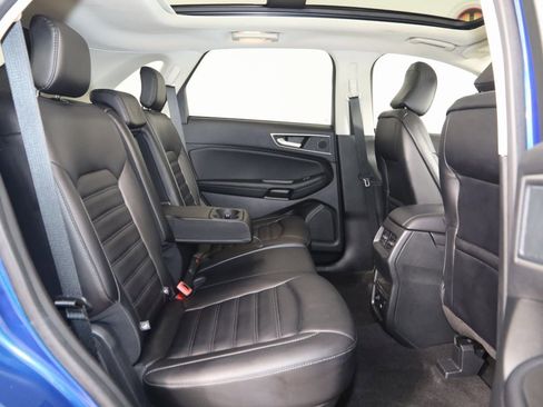 Used 2024 Ford Edge SEL w/ Convenience Package image 13