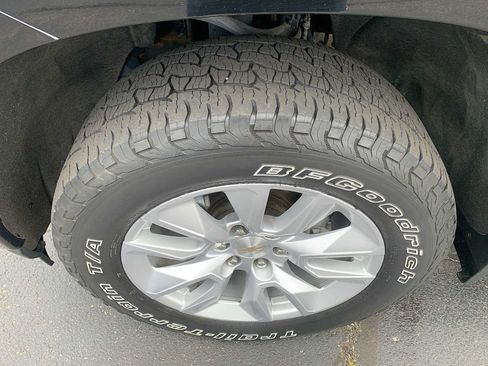 Certified 2021 Chevrolet Silverado 1500 Custom AWD/4WD image 30