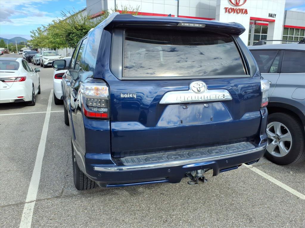Used 2016 Toyota 4Runner Limited AWD/4WD image 10