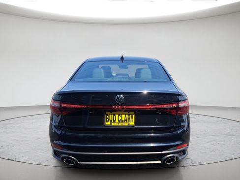 Used 2025 Volkswagen Jetta GLI Autobahn FWD image 15