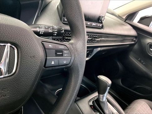 Used 2023 Honda HR-V LX image 24