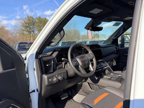 New 2026 GMC Sierra 3500 AT4 w/ AT4 Premium Plus Package image 14
