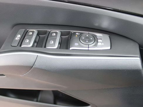 Used 2025 Kia Sorento EX w/ Panoramic Sunroof Package FWD image 32