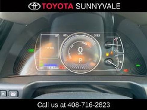 Used 2024 Lexus ES 300h w/ Premium Package image 3