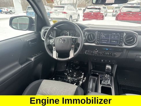 Used 2023 Toyota Tacoma TRD Sport image 10