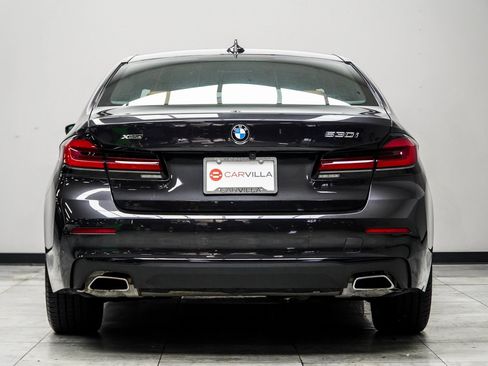 Used 2023 BMW 530i xDrive w/ Premium Package image 11