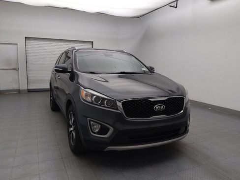 Used 2018 Kia Sorento EX image 14