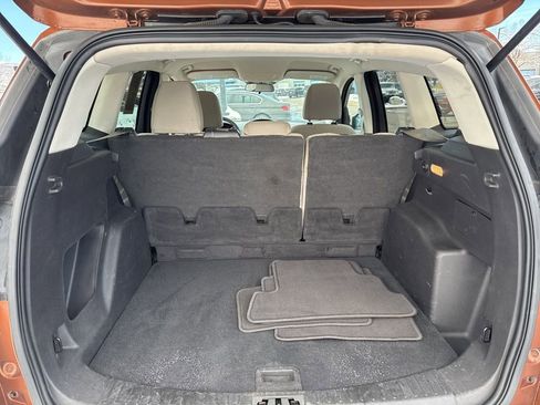 Used 2017 Ford Escape SE image 25