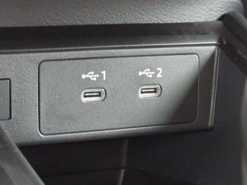 New 2026 Nissan Kicks SR w/ Cold Weather Package image 9