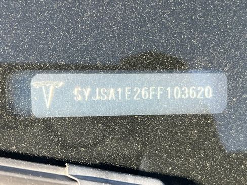 Used 2015 Tesla Model S 85D image 23