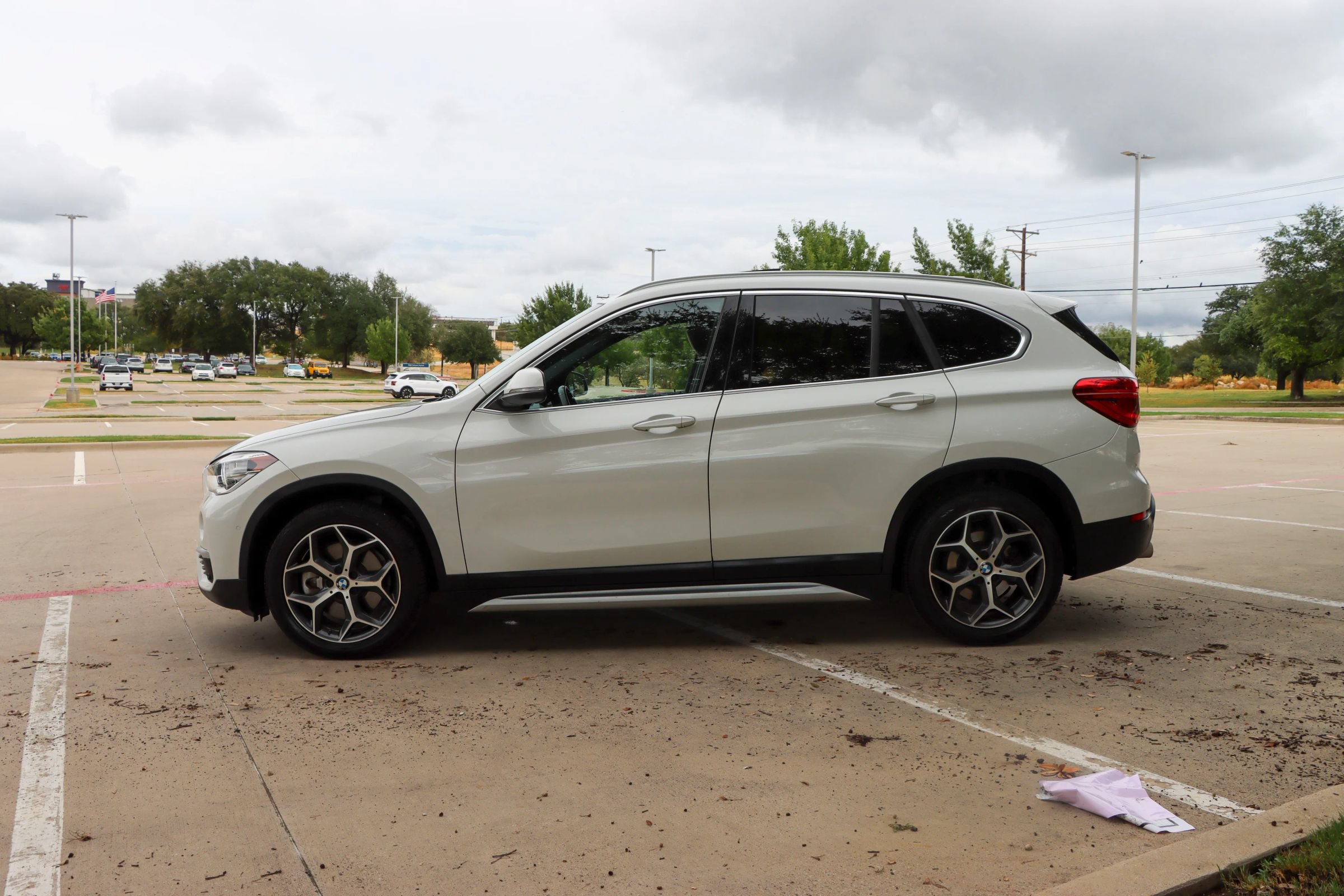 Used 2018 BMW X1 xDrive28i AWD/4WD image 4