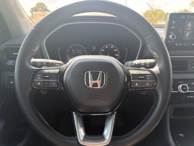 Used 2025 Honda Pilot EX-L image 32