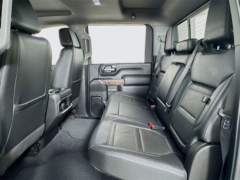 Used 2020 GMC Sierra 3500 Denali w/ Denali Ultimate Package image 12