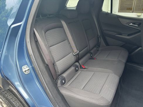 Used 2025 Chevrolet Equinox LT FWD image 39