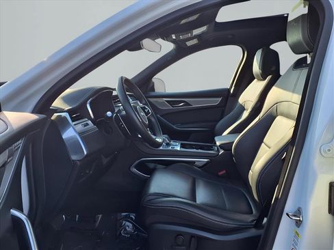 Used 2025 Jaguar F-PACE R-Dynamic S image 23