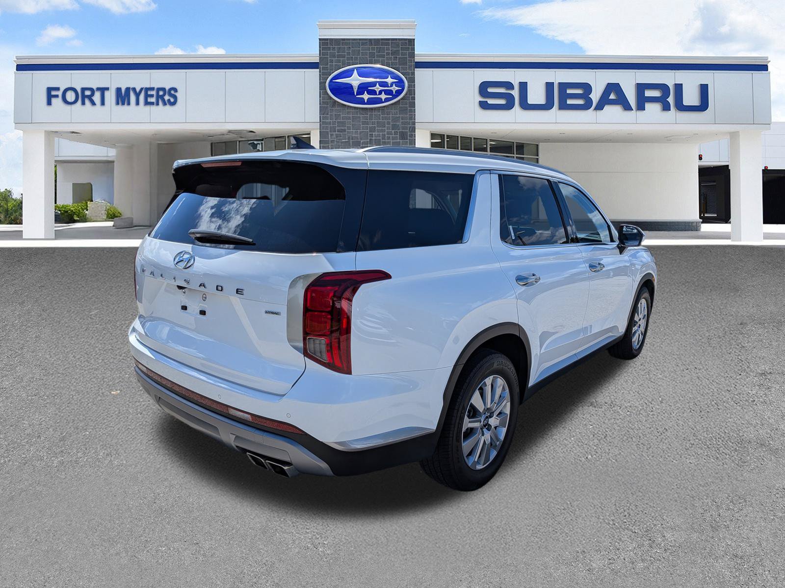 Used 2025 Hyundai Palisade SEL AWD/4WD image 4