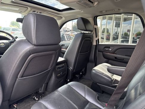 Used 2008 Chevrolet Tahoe LTZ w/ LTZ Preferred Equipment Group AWD/4WD image 23