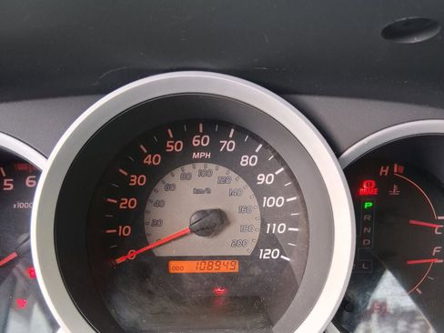 Used 2009 Toyota Tacoma PreRunner image 13