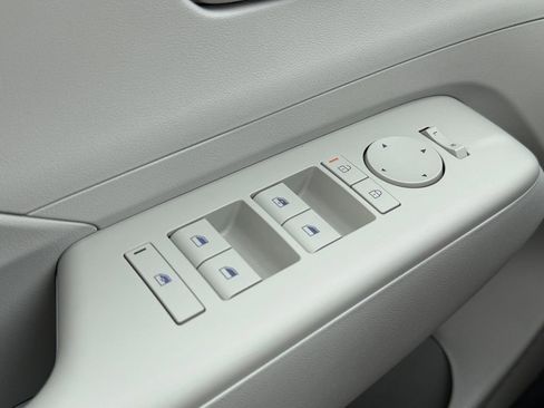 New 2026 Hyundai Kona SE AWD/4WD image 18