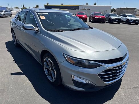Used 2023 Chevrolet Malibu LT FWD image 5
