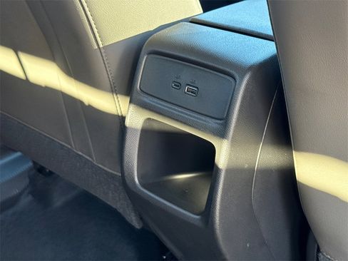 Used 2025 Chevrolet Trax ACTIV image 19