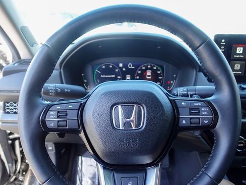 Used 2025 Honda Accord Touring image 13