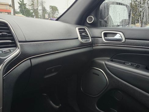 Used 2018 Jeep Grand Cherokee High Altitude image 24