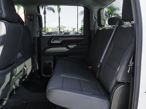 Used 2025 Chevrolet Silverado 3500 LT w/ Convenience Package image 32