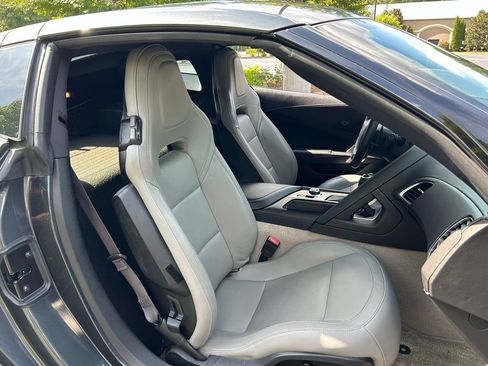 Used 2017 Chevrolet Corvette Stingray Coupe w/ Battery Protection Package RWD image 39