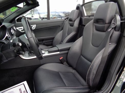 Used 2013 Mercedes-Benz SLK 250 w/ Premium I Pkg image 16