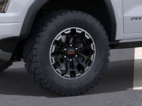 New 2026 GMC Canyon AT4 w/ Technology Plus Package AWD/4WD image 33