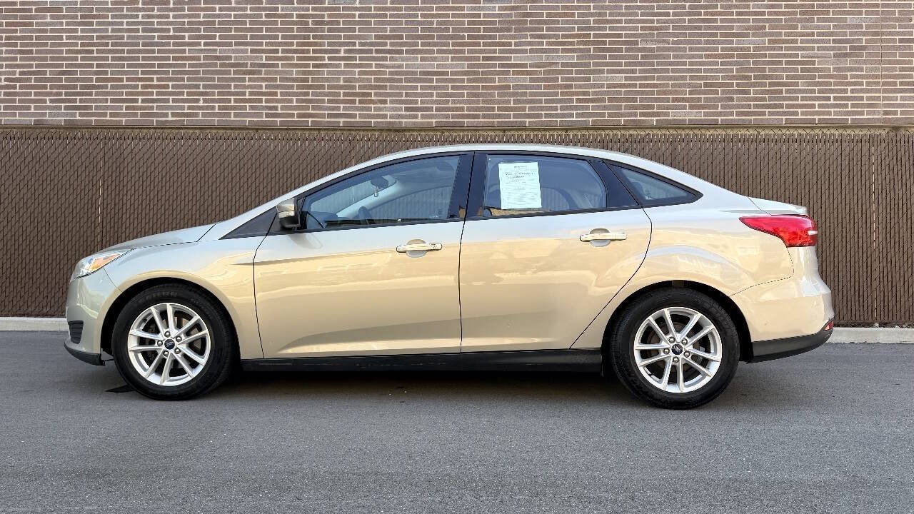 Used 2016 Ford Focus SE FWD image 5