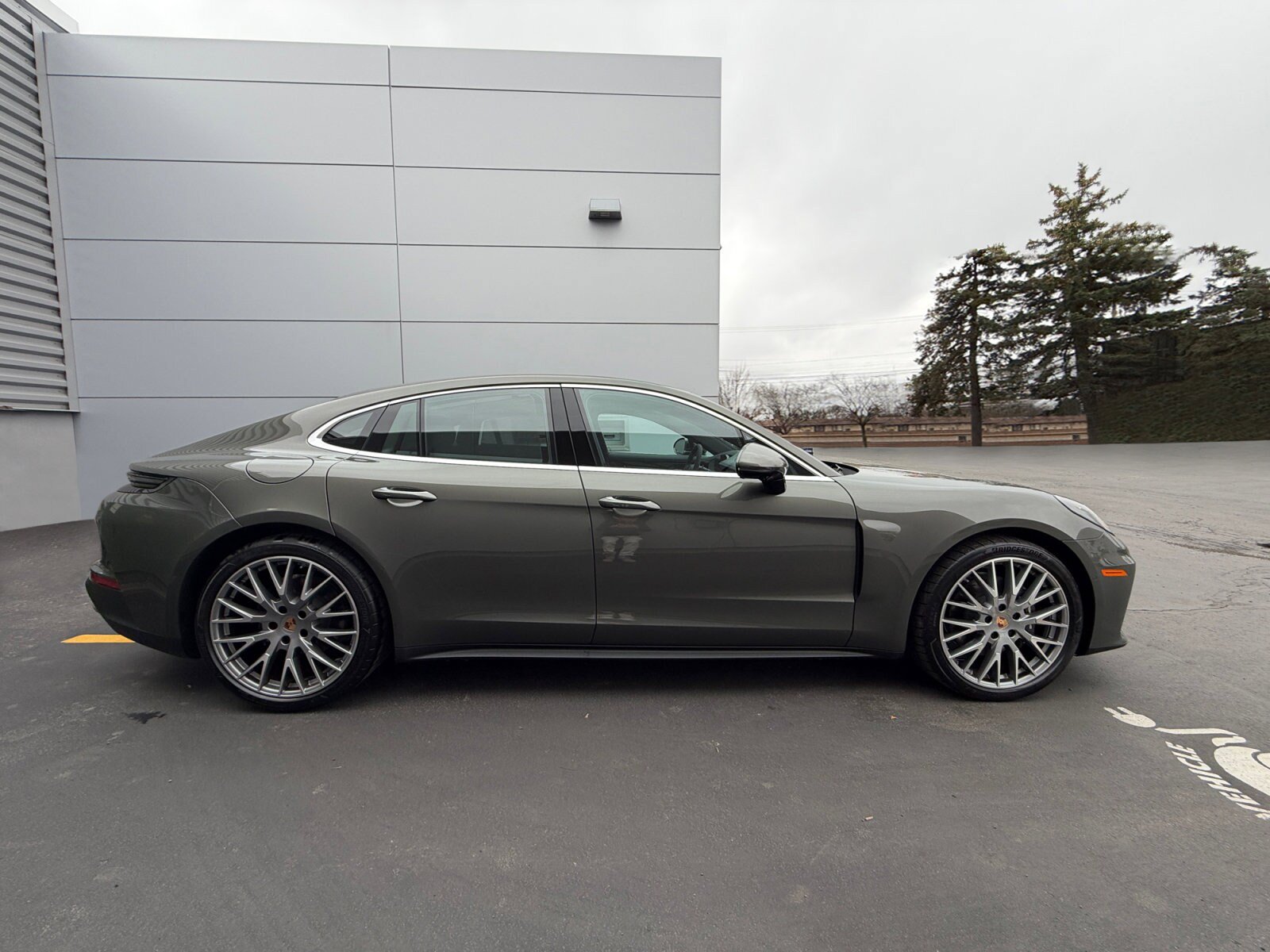 New 2026 Porsche Panamera 4 AWD/4WD image 6
