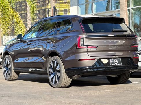 New 2025 Volvo EX90 Plus w/ Protection Package Premier image 3
