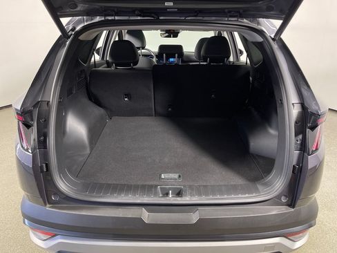 Certified 2025 Hyundai Tucson SEL AWD/4WD image 9