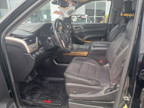 Used 2017 GMC Yukon XL Denali w/ Open Road Package image 6