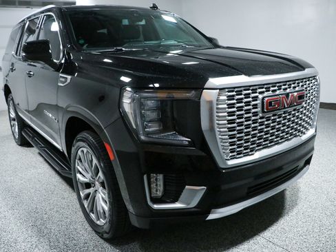 Used 2021 GMC Yukon Denali AWD/4WD image 5