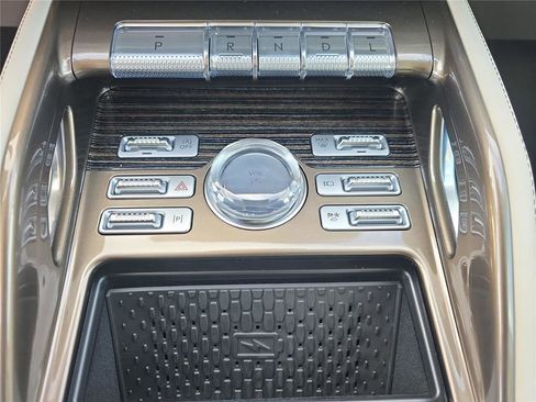 New 2026 Lincoln Nautilus Black Label AWD/4WD image 17