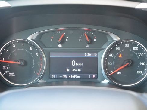 Used 2025 Chevrolet Blazer LT FWD image 12